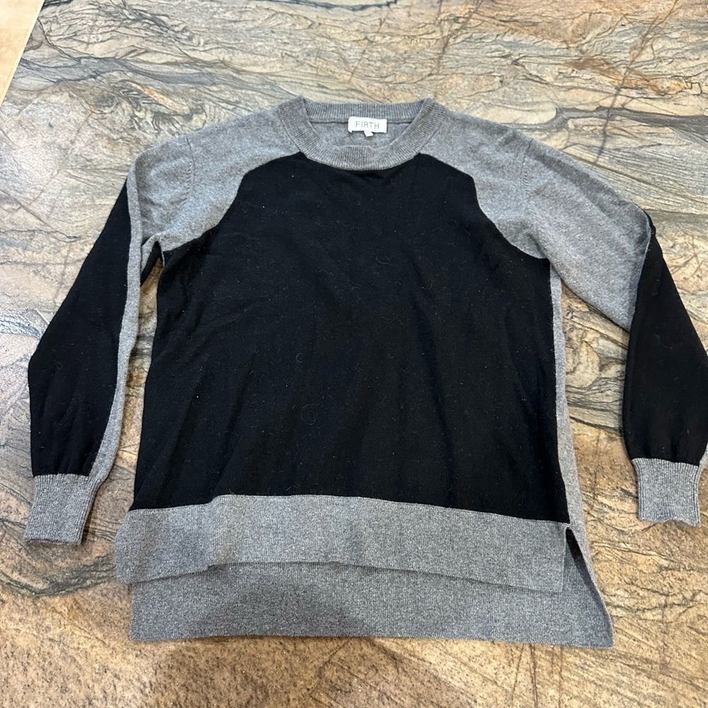 FIRTH Colorblock Wool Cashmere Sweater